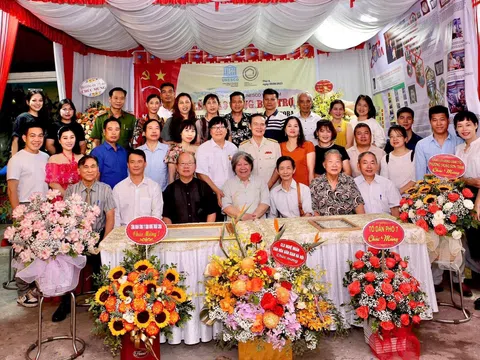 Di sản văn hóa Kính nghệ thuật Vinhcoba – Nghề mới trên đất ngàn năm