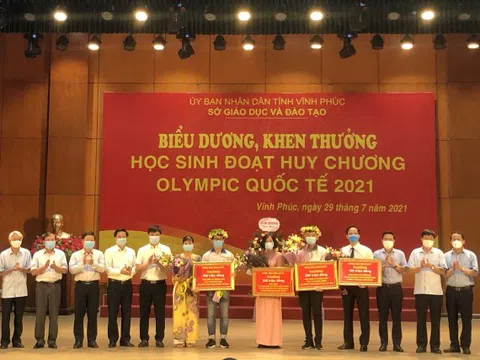 Vĩnh Phúc: Biểu dương, khen thưởng học sinh đoạt huy chương Olympic Quốc tế năm 2021