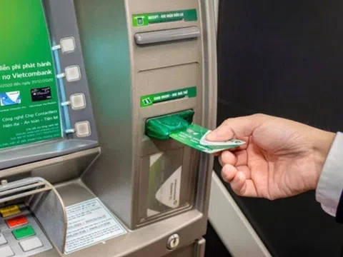 Ở ATM