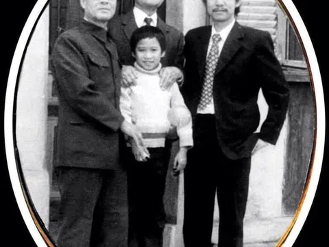 Kỷ niệm ngày Toàn quốc kháng chiến 19/12: Từ gia đình đến Điên Biên Phủ và bức ảnh 67 năm còn mãi với gia đình