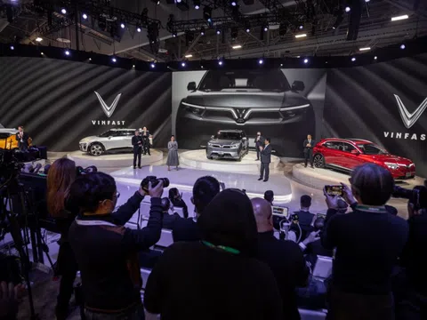 VinFast công bố dừng sản xuất xe xăng, chuyển hẳn sang sản xuất xe thuần điện từ cuối năm 2022