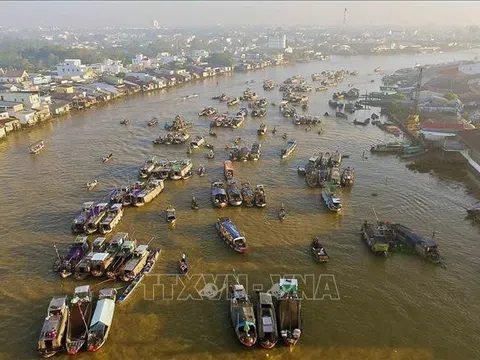 Nét văn hóa đặc sắc: Chợ nổi Đồng bằng sông Cửu Long (Bài 1)