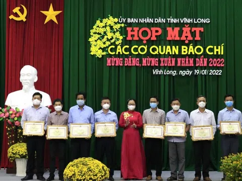 Vĩnh Long: Họp mặt báo chí mùa Xuân Nhâm Dần 2022