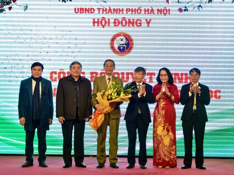 Hội Đông y TP Hà Nội kỷ niệm Ngày thầy thuốc Việt Nam và phát động phong trào thi đua năm 2022