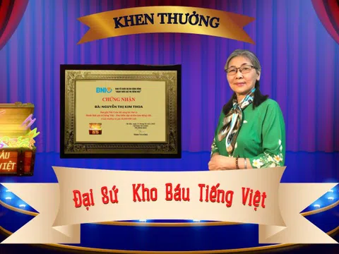 Đại sứ kho báu tiếng Việt -Nguyễn Thị Kim Thoa sau chung kết cuộc thi sáng tác thơ ca đánh thức giá trị tiếng Việt
