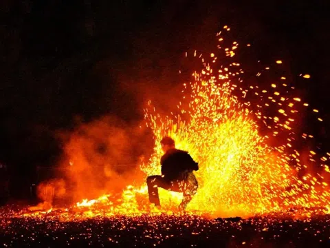 Tuyên Quang: Độc đáo Lễ hội Nhảy lửa của dân tộc Pà Thẻn