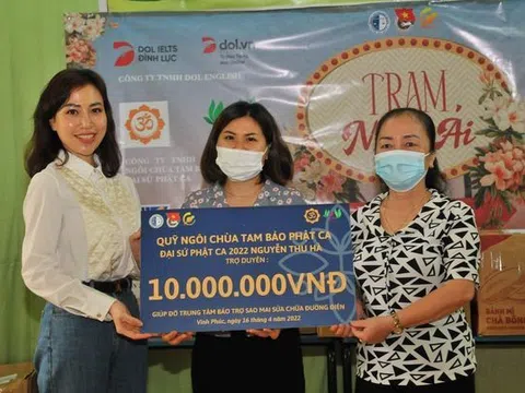 Đại sứ Phật ca Nguyễn Thu Hà mang điện thắp sáng ước mơ cho Trung tâm bảo trợ Sao Mai