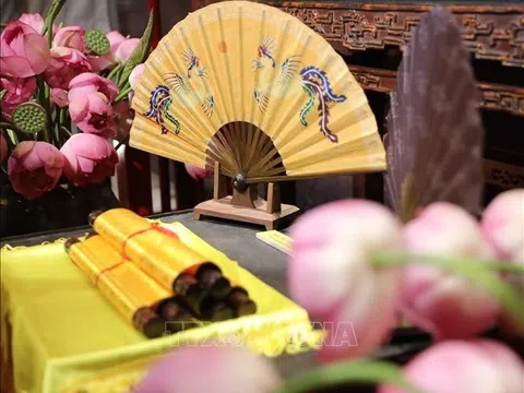Hà Nội: Tái hiện nghi lễ ban quạt dịp Tết Đoan Ngọ tại Hoàng thành Thăng Long