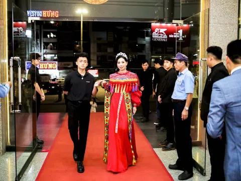 Á hậu Nguyễn Hạnh Nguyên “nổi bật” giữa dàn người đẹp tại chung kết Hoa hậu Doanh nhân Việt Nam 2023