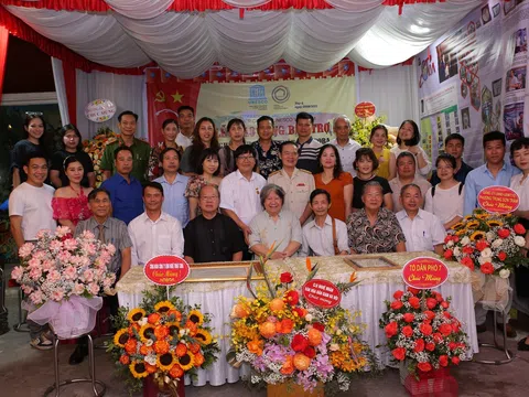 Liên hiệp các hội UNESCO Việt Nam bảo trợ Nghề kính nghệ thuật Vinhcoba