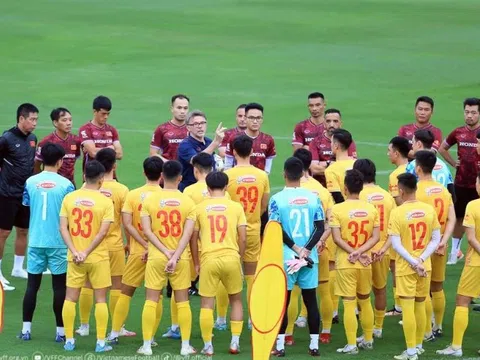 Thông báo danh sách đội tuyển Việt Nam trên trang chủ AFC: Vẫn hóng bất ngờ phút cuối