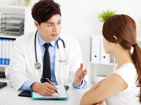 Tham khảo ChatGPT để chữa bệnh: Lợi bất cập hại