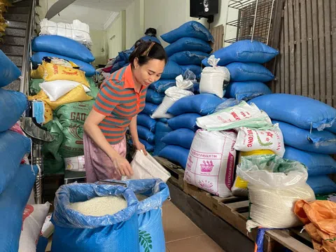 Top 10 loại thực phẩm "hoàn hảo" phục vụ cho mùa bão lũ