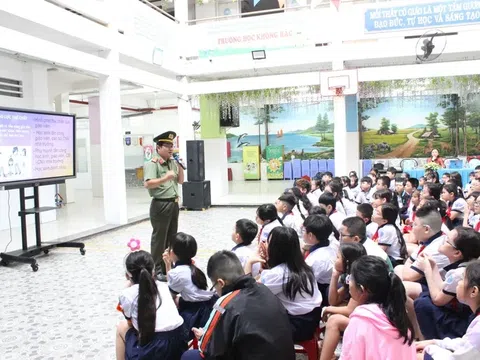 Bạo lực học đường tinh thần: Khi một lời trêu chọc có thể dẫn đến bi kịch