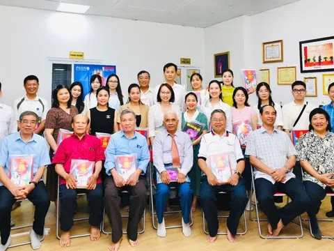 Truyền lửa nghề báo - Hành trình truyền cảm hứng từ buổi gặp mặt tri ân Ngày Báo chí Cách mạng Việt Nam