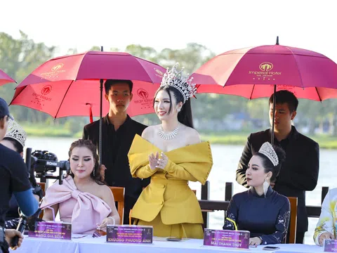 Hoa hậu Khương Phương Anh chấm thi trình diễn thời trang Hoa hậu Doanh nhân Châu Á Việt Nam 2022