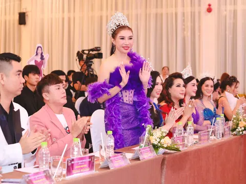 Hoa hậu Thiện nguyện Phạm Minh Phi xuất hiện "chặt chém" tại bán kết Hoa hậu Doanh nhân Châu Á Việt Nam 2022