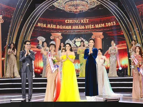Hoa hậu Doanh nhân Việt Nam 2023: Doanh nhân Đinh Thị Hằng đăng quang ngôi vị Á hậu 2