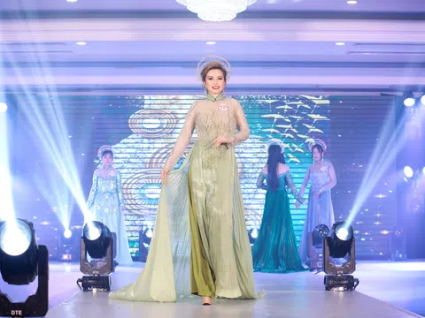 Ấn tượng với BST áo dài của NTK Tony Phạm mang đến đêm bán kết Hoa hậu Doanh nhân Đất Việt 2023