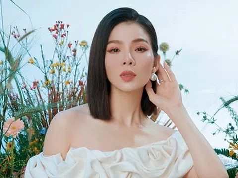 Lệ Quyên đón tuổi 44: Sắc vóc gợi cảm, hạnh phúc bên tình trẻ và con trai
