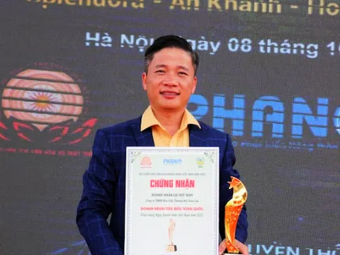Doanh nhân Lại Duy Nam nhận vinh danh tại Diễn đàn Văn hóa Doanh nhân Việt Nam năm 2022