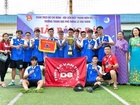Giải Bóng đá học sinh truyền thống của trường THPT Lê Văn Thiêm (Hà Nội)