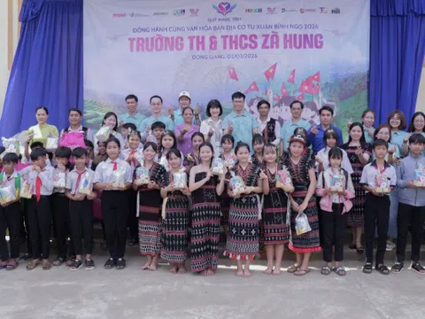 Quỹ Phúc Tâm đồng hành cùng văn hóa bản địa Cơ Tu và tiếp sức đến trường cho học sinh vượt khó