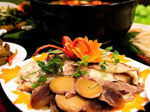 Lẩu bò H'MONG: Hương vị ẩm thực Tây Bắc đậm đà, quyến rũ, khó quên