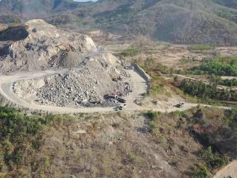 Bà Rịa Vũng Tàu: Hiểm nguy rình rập do "nổ mìn" trong bãi khai thác đá