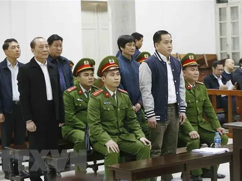 Xét xử sơ thẩm Phan Văn Anh Vũ và bốn cựu tướng Công an