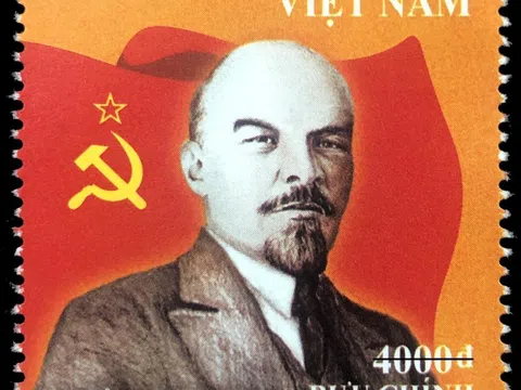 Phát hành bộ tem kỷ niệm 150 năm Ngày sinh V.I. Lenin