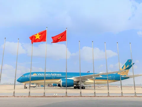 Vietnam Airlines đã thực hiện gần 100 chuyến bay chở đại biểu đến dự Đại hội XIII