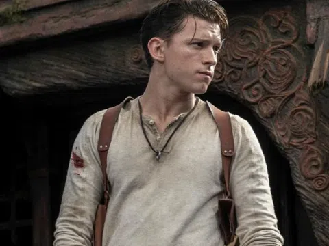 Phim của Tom Holland dời lịch chiếu