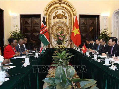 Phó Thủ tướng Phạm Bình Minh hội đàm với Bộ trưởng Ngoại giao Cộng hòa Kenya