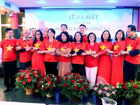 Ra mắt CLB Hoàng Sa, Trường Sa của cộng đồng người Việt tại Ba Lan