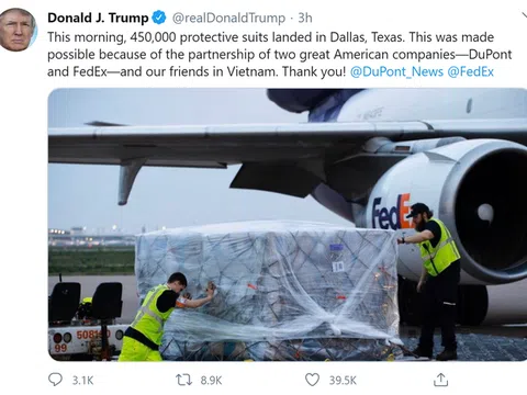 Tổng thống Mỹ Donald Trump đăng tweet cảm ơn Việt Nam sau khi 450.000 bộ quần áo bảo hộ được chuyển đến Texas