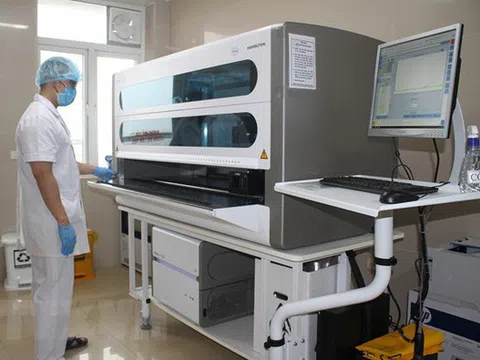 Bộ Y tế lần thứ hai yêu cầu báo cáo khẩn việc mua máy xét nghiệm Realtime PCR