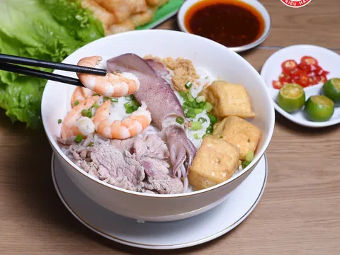 Hương Vị Bún Riêu Hải Sản Vương Thủy