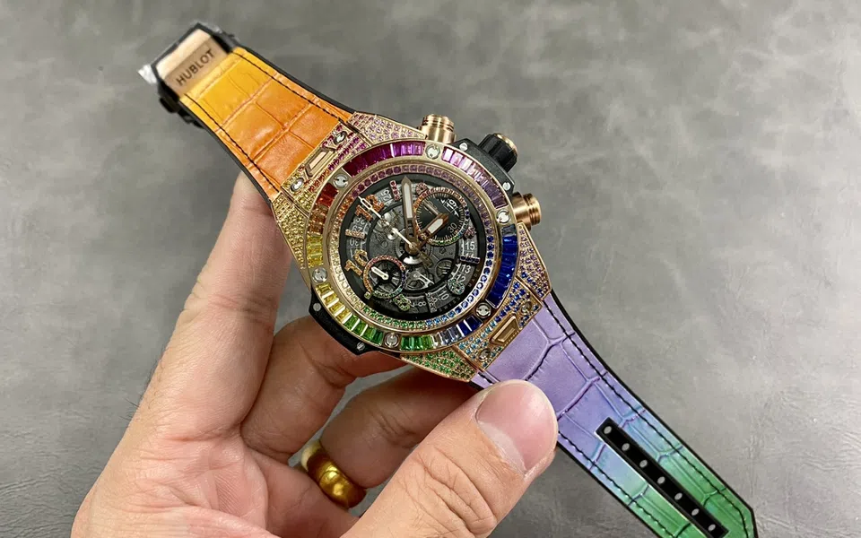 Bật mí Tips chọn đồng hồ Hublot nam rep 1:1 từ DWatch Factory