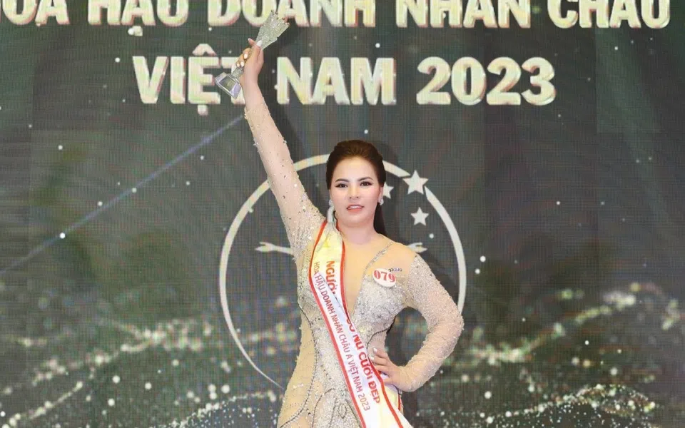 CEO Loan Tây tiến thẳng vào Chung kết Hoa hậu Doanh nhân Đất Việt 2023